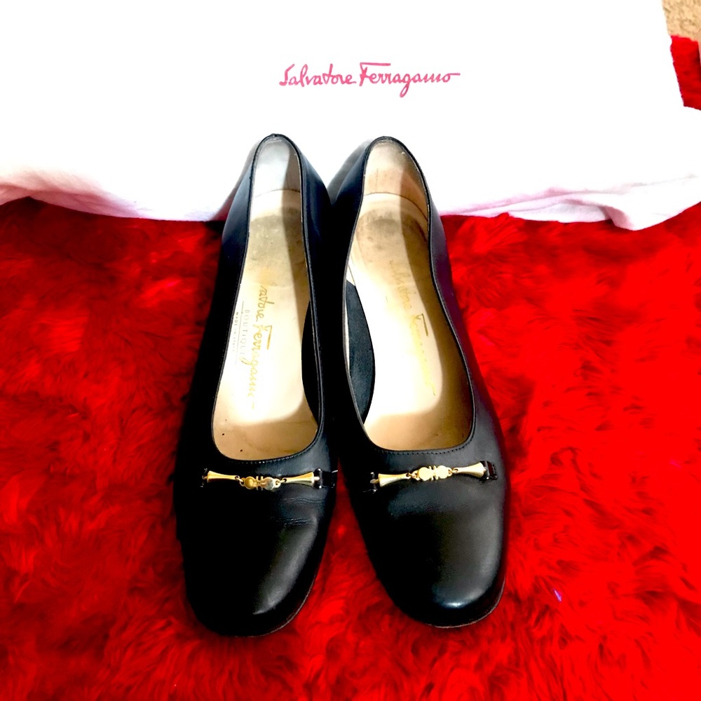 Salvatore Ferragamo black pumps, size 7 C